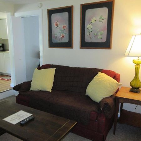 Mcgregor Inn Motel Wilton Extérieur photo