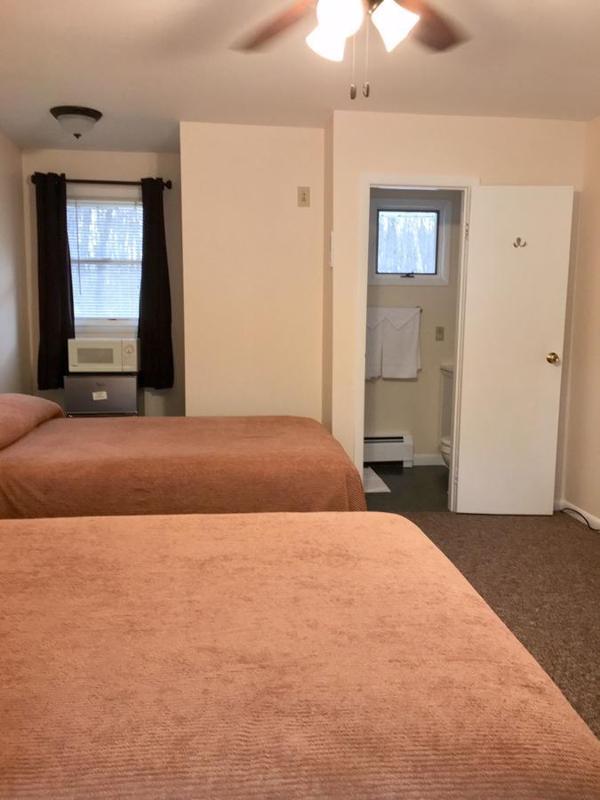 Mcgregor Inn Motel Wilton Extérieur photo