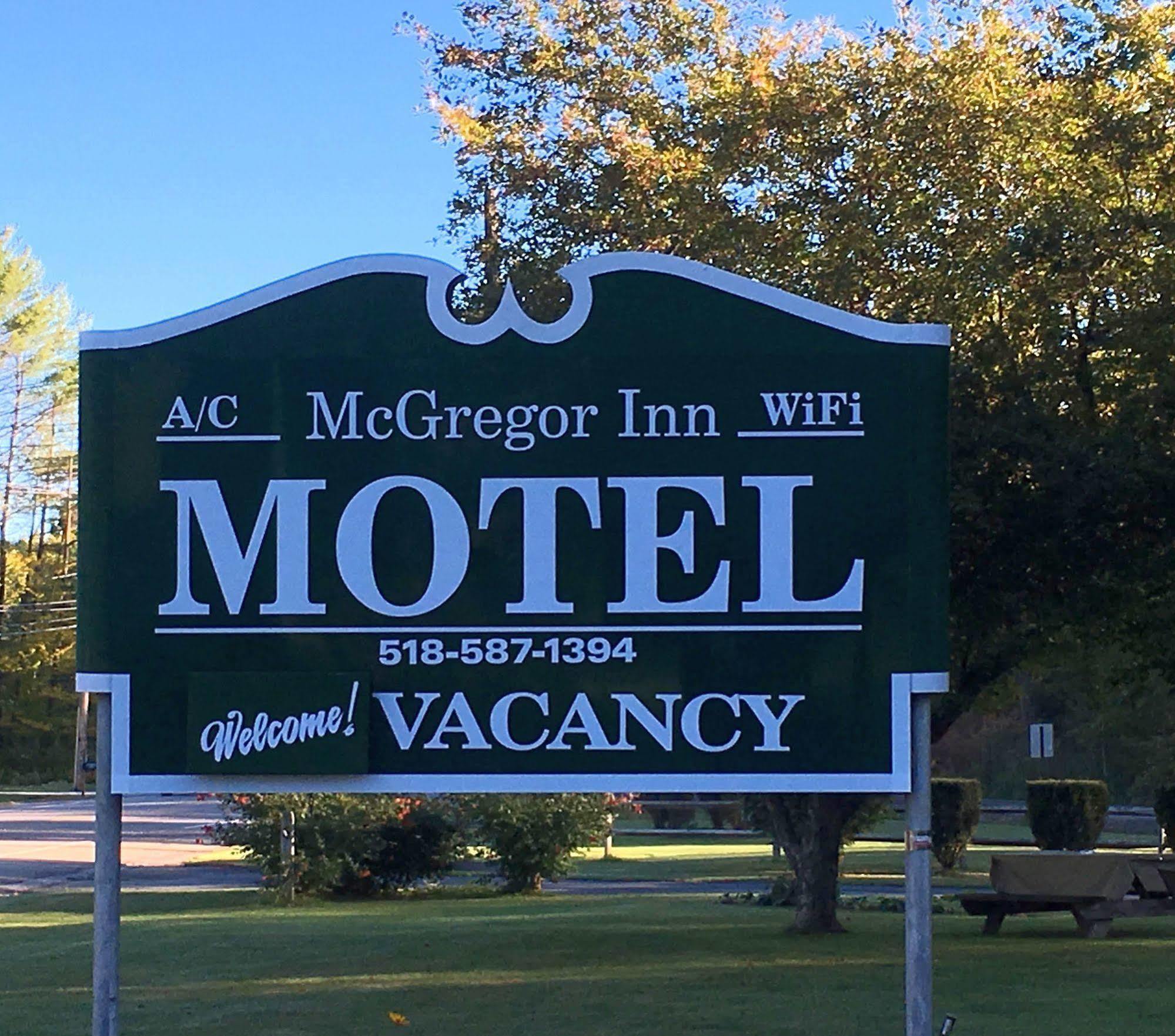 Mcgregor Inn Motel Wilton Extérieur photo